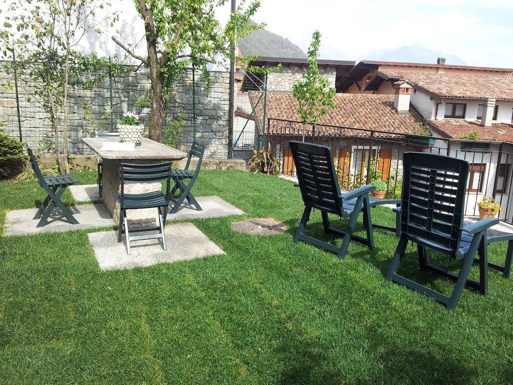 Apartment Rosa Dei Venti Gravedona Pokoj fotografie